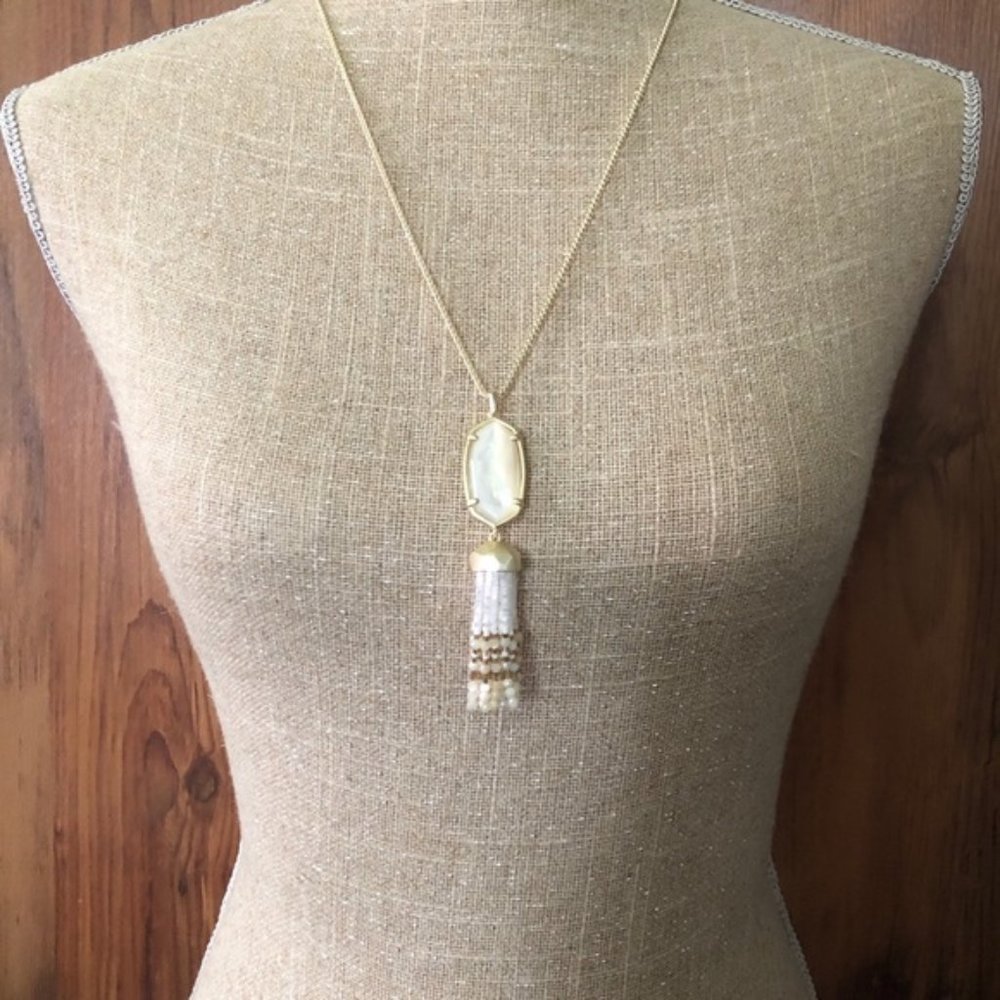 NEW Kendra Scott Eva Necklace Ivory Mother of Pearl